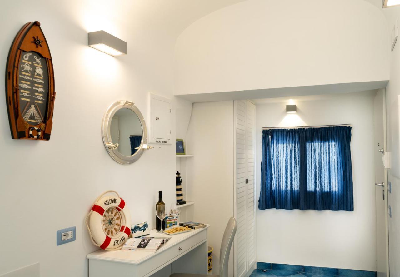 Scirocco - Amazing Flat With Terrace In The Center Leilighet Amalfi Eksteriør bilde