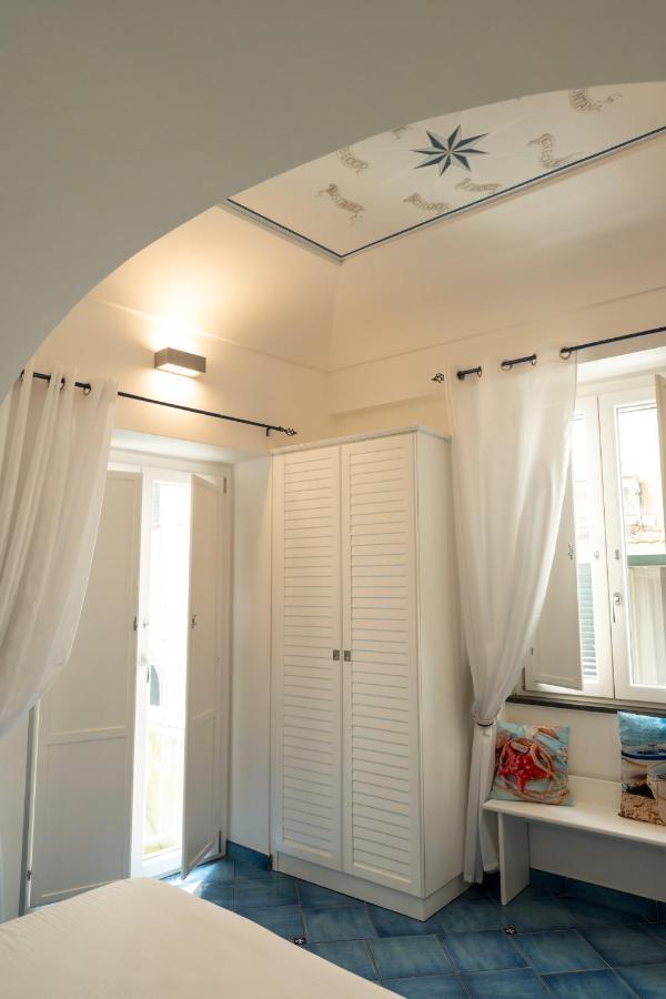 Scirocco - Amazing Flat With Terrace In The Center Leilighet Amalfi Eksteriør bilde