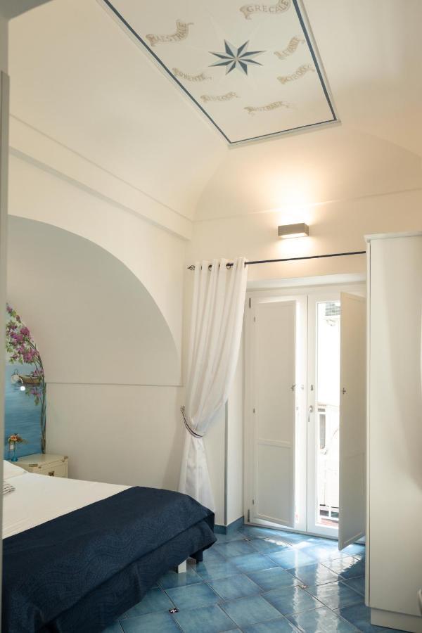 Scirocco - Amazing Flat With Terrace In The Center Leilighet Amalfi Eksteriør bilde