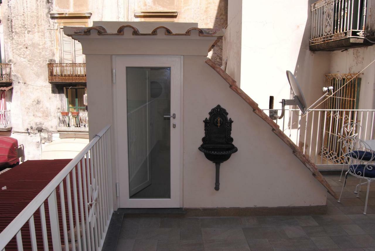 Scirocco - Amazing Flat With Terrace In The Center Leilighet Amalfi Eksteriør bilde